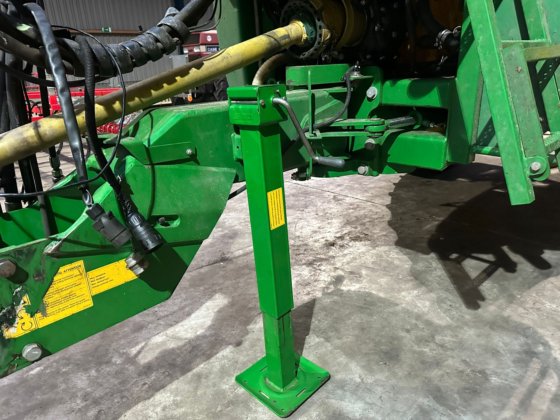 2015年约翰迪尔M732i田间喷雾器