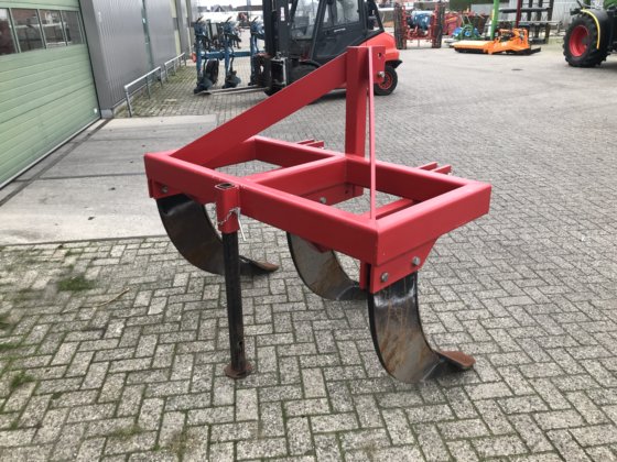 ディープルースナー 3 タイン、新品同様。