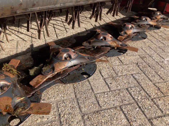 2021 Vicon Extra 732FT 前置式割草机