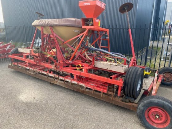 蔬菜播种机 4.50 米