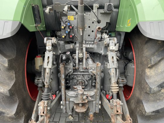 2012年式フェント714SCR Profi