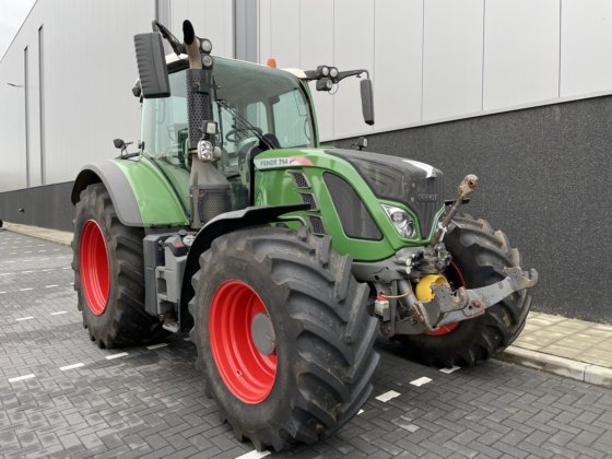 2012年式フェント714SCR Profi