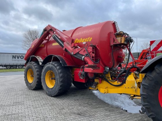 2007 シューテメーカー・ロブスタ200