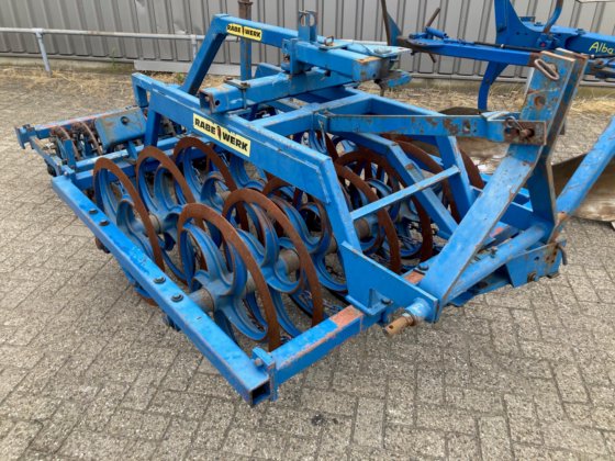 2004 拉贝 3 剪刀犁