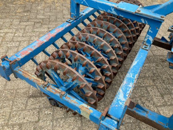 2004 拉贝 3 剪刀犁