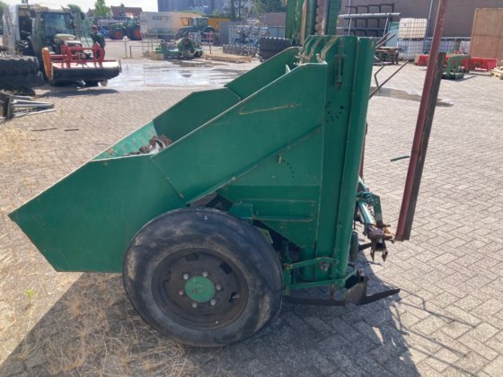 哈夏播种机 马铃薯收获机