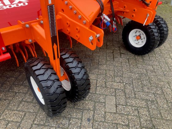 2023 シュラブ・バリックス3000