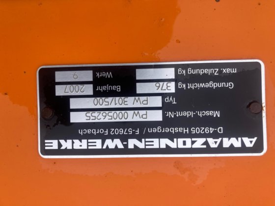 带压实辊的卡彭耕耘机