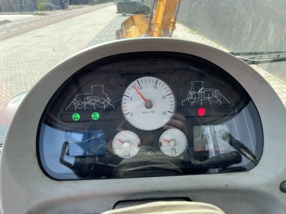 MF 6475 ダイナ6、シェパード・スイーパー付き