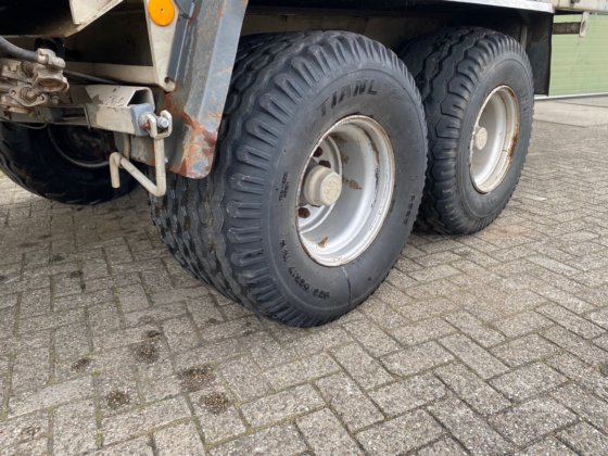 2000 メンゲレ・ロータント 745