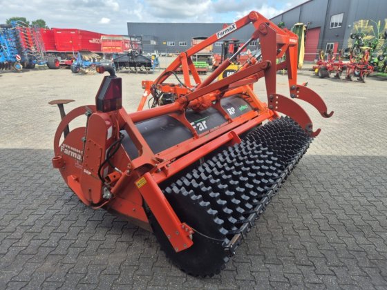 ファーマックス・パーフェクト300LHDK