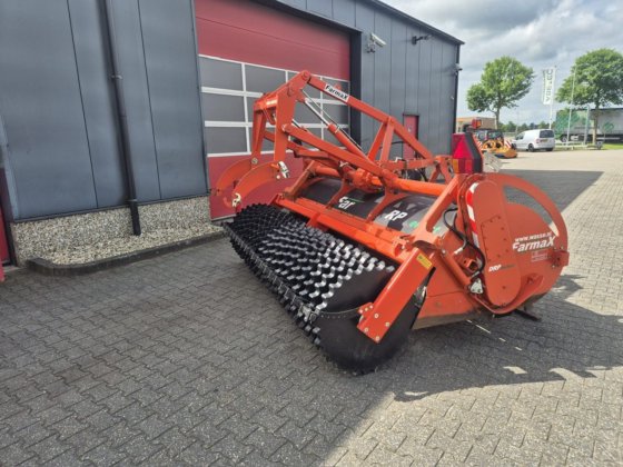 ファーマックス・パーフェクト300LHDK