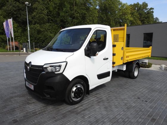 2020 RENAULT MASTER KIPPER