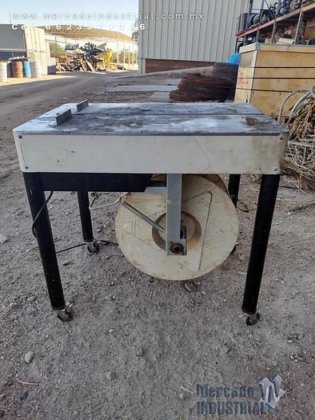 Strapack半自动捆扎机