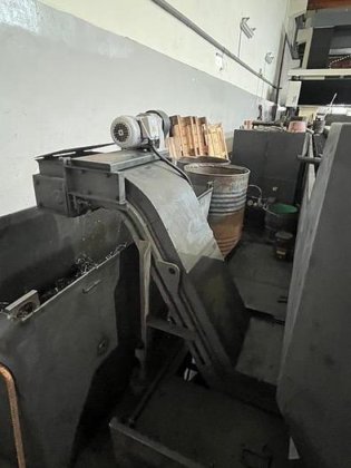 CNCガントリーフライス盤