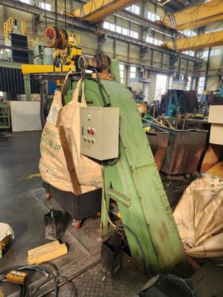 CNCドリルセンター