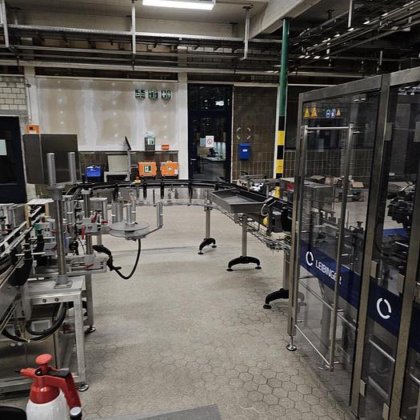 使い捨てボトル充填ライン