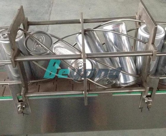 经 CE 认证的高性能啤酒罐灌装机，用于酒精饮料