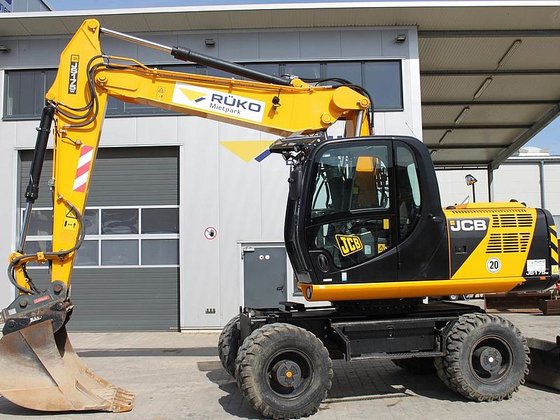 2012 JCB JS 175 W