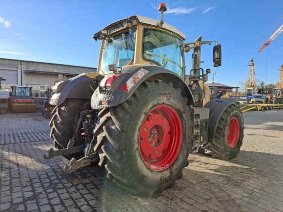 2017 Deutz 828 S4