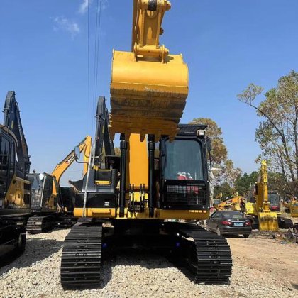 2022 CAT 320D2
