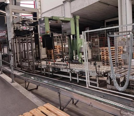 使い捨てボトル充填ライン