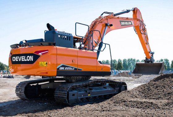 DEVELON DX225LC-7X