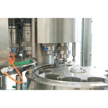 高速全自动矿泉水灌装旋盖包装设备机