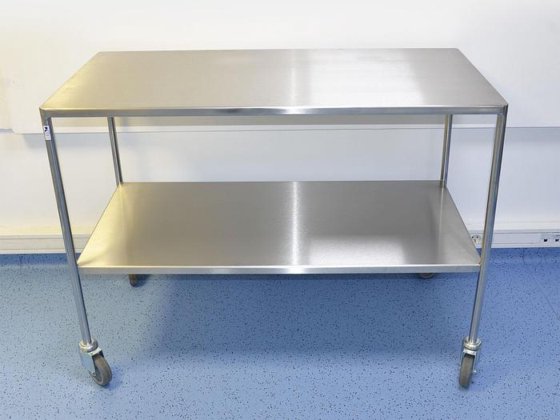 不锈钢双桌面桌 - 近全新