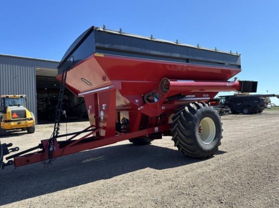 2017 PARKER 1039