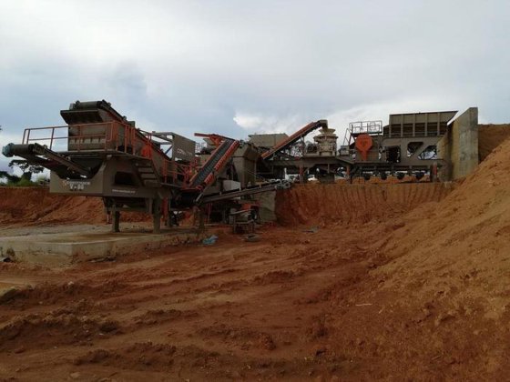 移動式クラッシャープラント