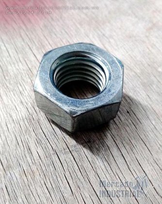 六角螺母尺寸为 3/4 英寸