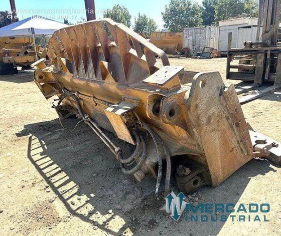 卡特彼勒 D8T 拖拉机铲刀