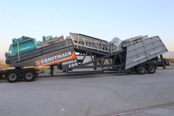 100立方米移动混凝土搅拌站