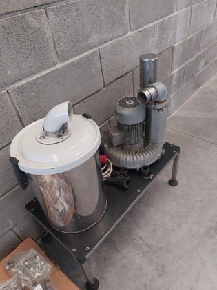 2011 Bertolaso Capping machine