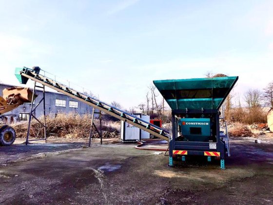 混凝土厂，产能 30 立方米/小时