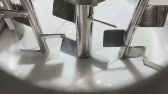 カスタマイズされた真空高せん断乳化剤ペースト石鹸混合攪拌メーカー中国からのメーカー|周冠宇