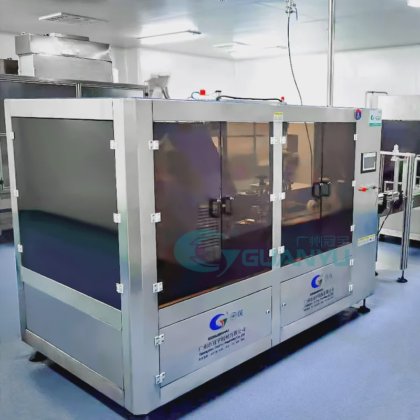 自動充填機 価格 最もよい自動化粧品ボトルの満ちるおおう機械包装の生産ライン 会社 -