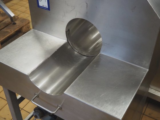 NN binding machine Machines à