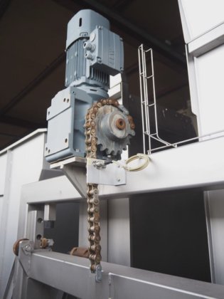 NN pallet stacking and de-stacking