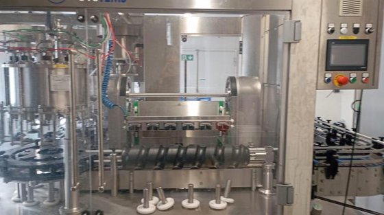 ガラス瓶充填・洗浄工場