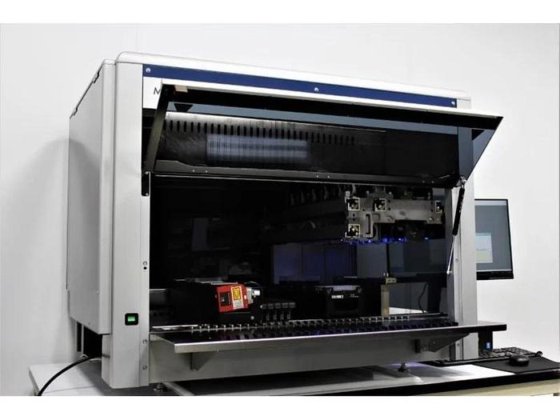 Hamilton MICROLAB STARlet Liquid Handler