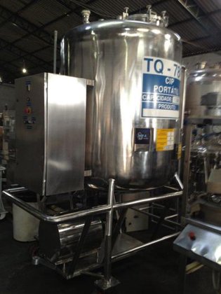 Tanque móvel cap 1500 Lts