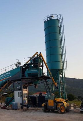 水泥储存筒仓容量 100 吨