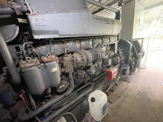 颜巴赫工厂 4T6S