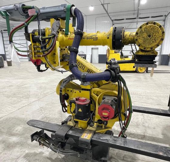 FANUC R2000iB/210F 6 AXIS CNC