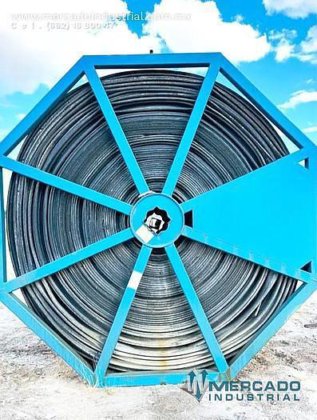 带子剪至 40 英寸宽