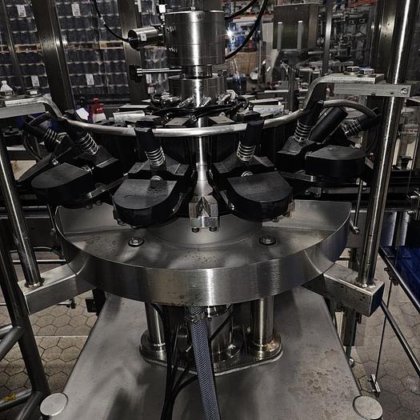 使い捨てボトル充填ライン