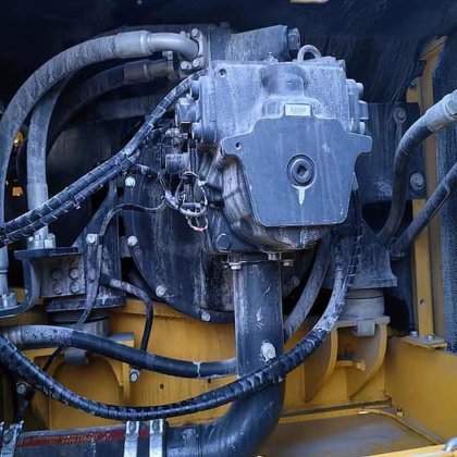 Komatsu PC350-7
