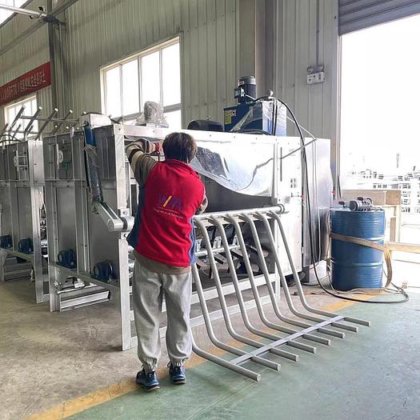 生猪屠宰场设备 去毛机 生猪屠宰设备 切肉机 屠宰场工具